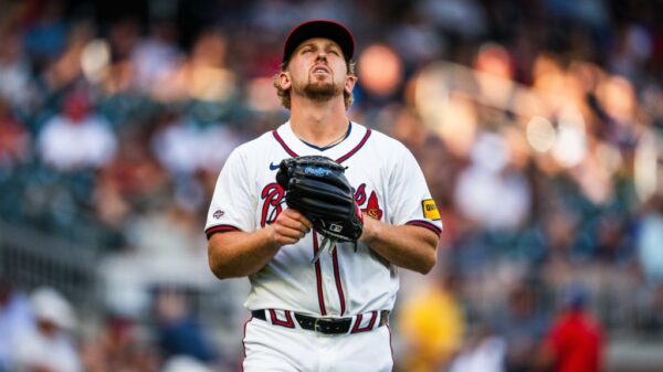 霍尔不仅速 霍尔不仅速